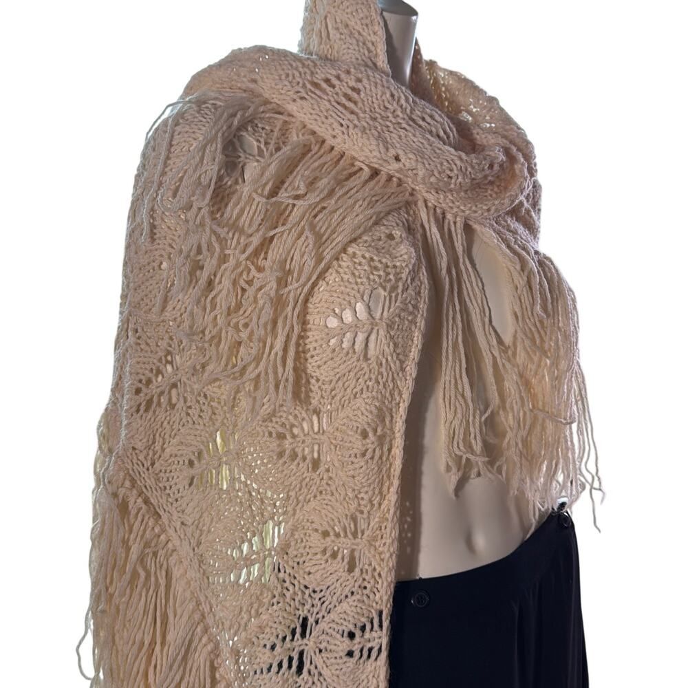 Vintage Cream Crochet Fringe Shawl Scarf